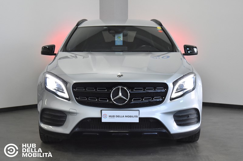 MERCEDES-BENZ GLA 200 d Automatic 4Matic Premium